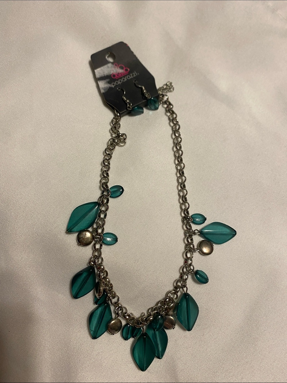 paparazzi Teal Leaf Dangle Necklace